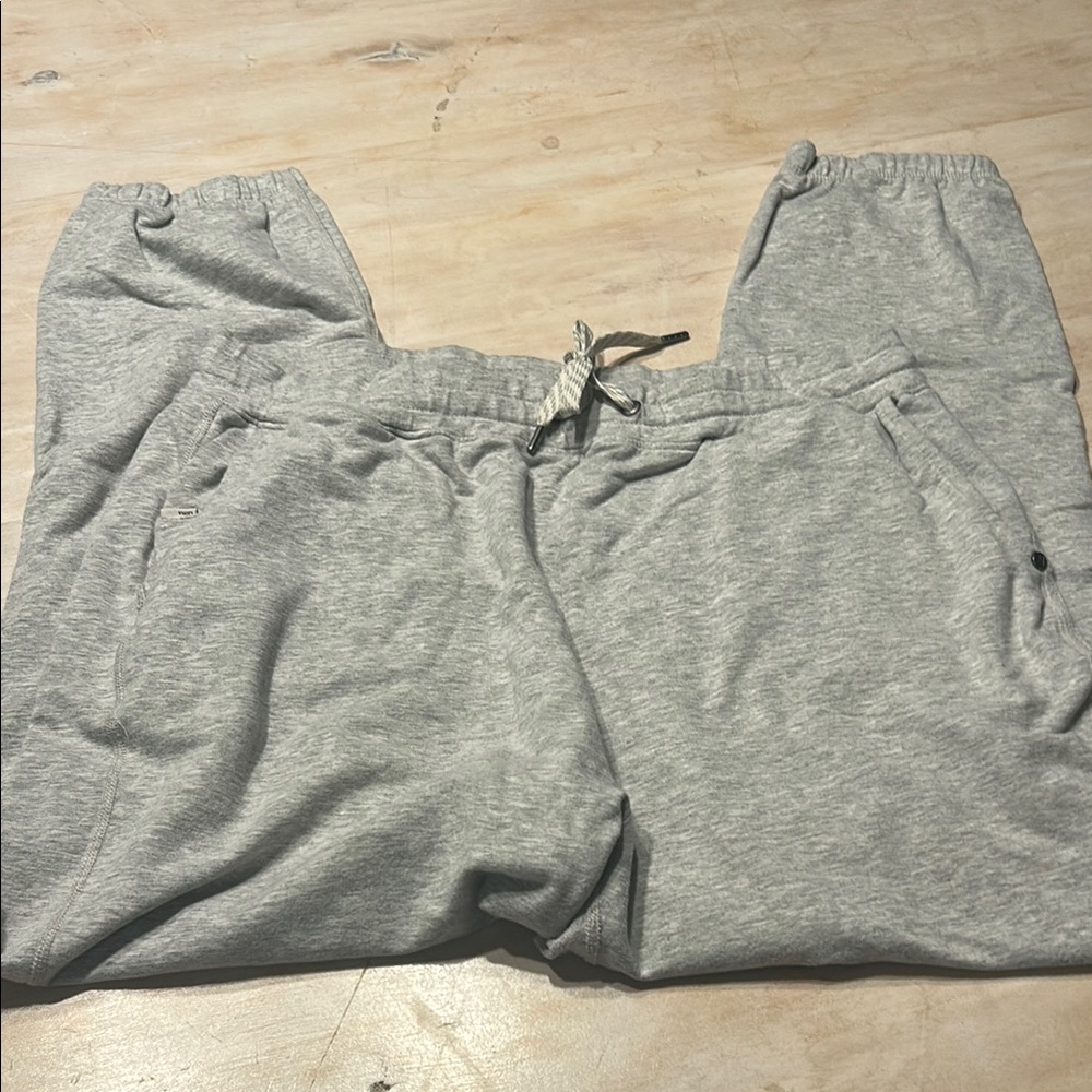 VUORI Gray Jogger Sweatpants
